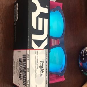 Oakley crystalline frog skins collection